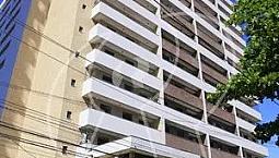 Excelente Localização, Com 03 Quartos (Sendo 01 Suíte,02 Com Armários), Sala, Wc Social, C
