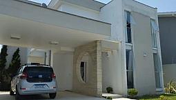 Casa De Luxo Com Piscina Disponível