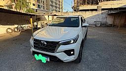 Toyota Hilux Sw4 Srx 4x4 2.8 Tdi 16v Dies. Aut. 2017