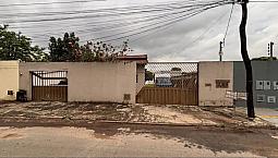Casa Á Venda 3 Qtos - Sendo 1 Suíte - Santo Antônio - Goiânia - 141M²