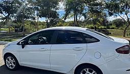 Ford Fiesta Sedan 1.6 16V Flex Mec. 2015