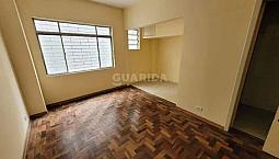 Lindo Jk Reformado No Centro Histórico.