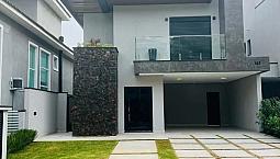 Casa Nova - Com Planejados Novos - Condomínio New Ville 