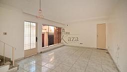Casa Sobrado - Paraiso - 3 Dormitórios - 226m².