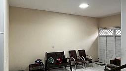 Casa Bem Localizada  Alugo/Vendo 