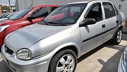 Chevrolet Corsa Sedan 2004 1.0 Mpfi Classic Sedan 8V Gasolina 4P Manual
