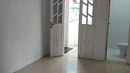 Alugo Casa 2/4 Em Jauá 