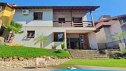 Casa Com 167M² Em Igrejinha 