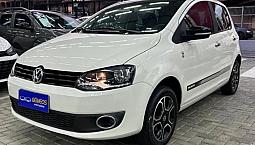 Volkswagen Fox Selecao 1.6 Total Flex 8V 5P 2014