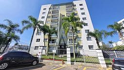 Apartamento Com 2 Quartos, Closet, Sacada E 1 Vaga Coberta No Bairro Costa E Silva