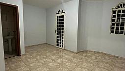 Aluga-Se Apartamento Bem Iluminado E Arejado