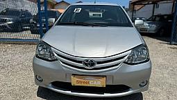 Toyota Etios X 1.3 Flex 16V 5P Mec. 2013