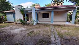 Casa Em Uma Área De 2.286M², Área Construída 600M² Bairro Turu, Com 02 Salas 05 Suítes