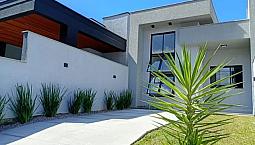Casa Moderna Com 3 Dormitórios 