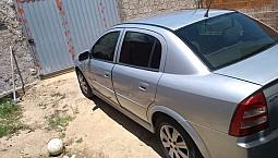 Astra Sedan Confort Completo 