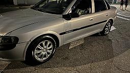 Chevrolet Vectra Cd 2.2 16V / 2.0 16V Mec./Aut. 1998