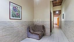 Casa Para Venda - 89M², 3 Dormitórios, Sendo 1 Suites, Menino Deus