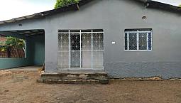 Vende- Se Casa No Jardim Caranã 