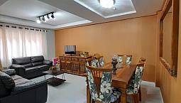 *Temporada* Apto 2 Dorm, Sendo 1 Suíte, Bem Localizado