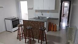 Apto Com 2/4  R$- 2.300.00 Mensais