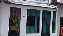 Alugo Uma Casa