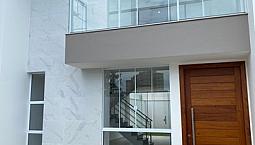 Excelente Casa Duplex Em Morada De Laranjeiras!