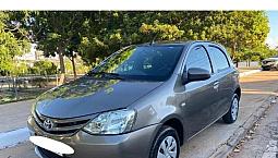 Toyota Etios 1.3 2017 Automático 
