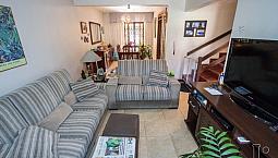 Porto Alegre - Casa Padrão - Tristeza