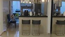 Casa Para Aluguel E Venda Possui 250 Metros Quadrados Com 3 Quartos