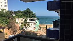 Amplo Apartamento Perto Do Centro De Guarapari, Composto Por 02 Quartos Sendo Uma Suíte Co