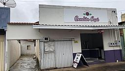 Vende-se Esta Casa