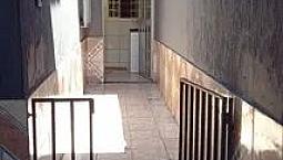 Alugo Residência De Fundos Qr 510 Conj 9