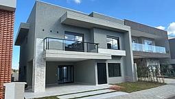Casa Em Condomínio Com 3 Dormitórios À Venda, 257M2 Santa Felicidade