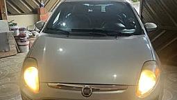 Fiat Punto 1.6 Essence 2013 No Estado