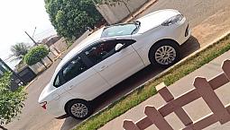 Grand Siena 1.6 Ano 2017/2018 Essence Completo Baixo Km Ano 2017/2018