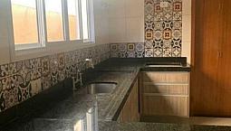 Ótima Casa Bem Localizada 