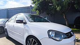 Volkswagen Polo Sed. Comfort. 1.6 Mi Tot. Flex 8V 2013