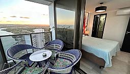 Oportunidade, Lindo Apartamento, Andar Alto, Vista Livre Pro Mar, Mobiliado E Decorado, Co