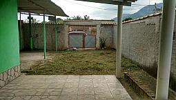 Casa Com Terreno Perfeita Para Ampliar Ou Fazer Comercio