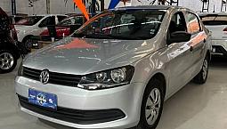 Volkswagen Voyage 1.0 Trendline 2015 - Entrada + Parcelas - 