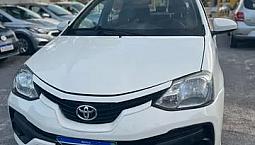 Etios 2018 1.3 Hatch Branco 