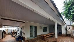 Vendo Casa + Edícula Moreninha 2 (Aceita Carro)