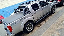 Caminhonete Nissan Frontier 2013