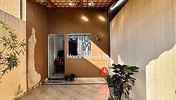 Casa Com Entrada Individual No Bairro Jardim Comerciários, 2 Qts, 2 Banhos