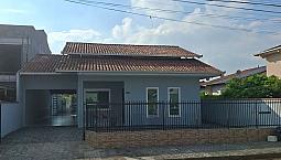 Excelente Casa , Situada Em Local Calmo E Familiar .