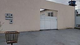 Ótimo Lote Com 3 Casas