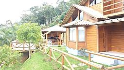 Casa Alto Padrão Com 4 Qts Em Condomínio Fechado