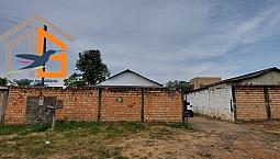 Vende Uma Residência No Bairro União 