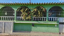 Alugo Casa 