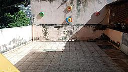 Casa Ampla Frente De Rua Com 3 Quartos E Vagas De Garagem! M77X